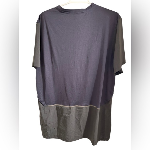 Lululemon All Terrain Short Sleeve
Shirt Men’s Size XL - Picture 6 of 10